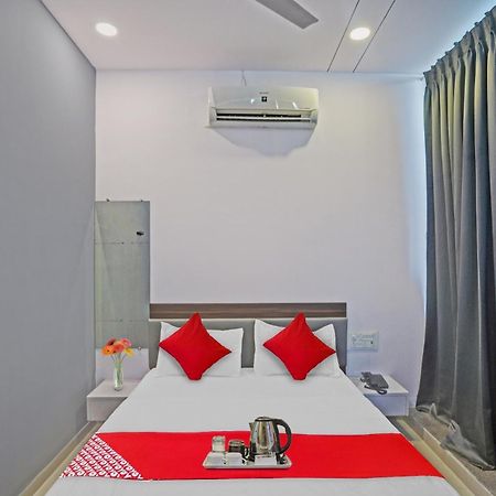 Hotel O Sky View Surate Extérieur photo